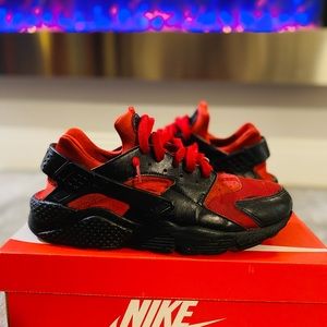 Nike Air Huarache Bred